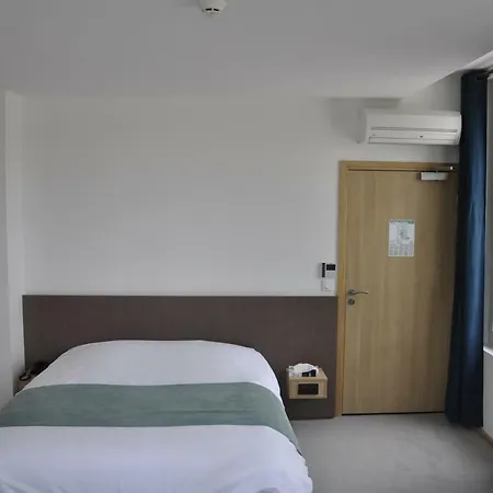 Otel Les Tonnelles 3*