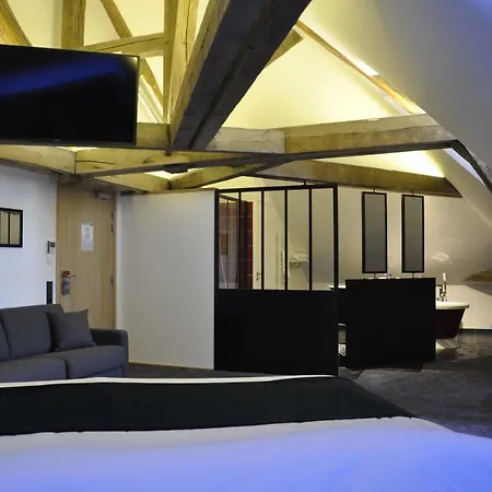 Les Tonnelles バル・シュル・セーヌ