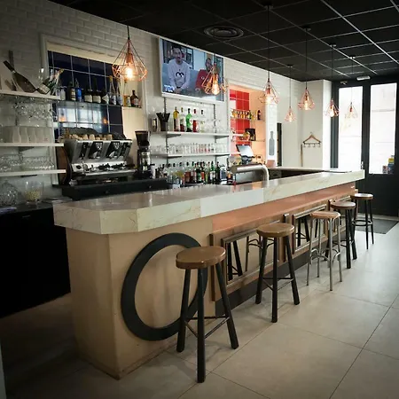 Les Tonnelles Hotel Bar-sur-Seine